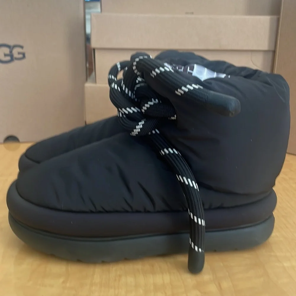 Ugg Women’s Classic Maxi Short Boot - Picture 6 of 7